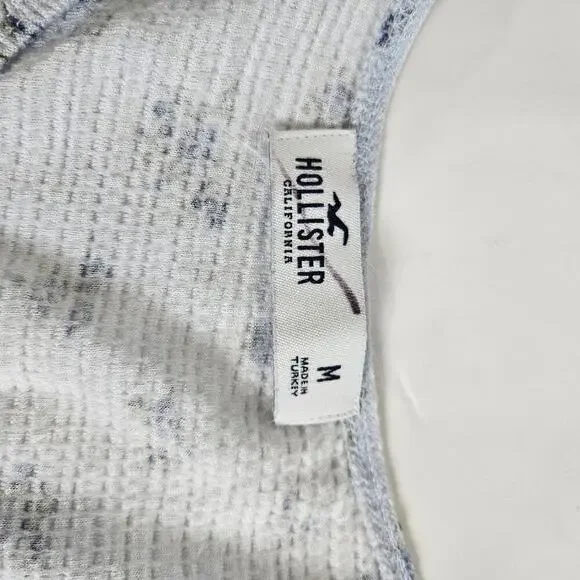 Hollister Medium Blue Dainty Floral Crop Top Long Sleeve - Picture 2 of 7